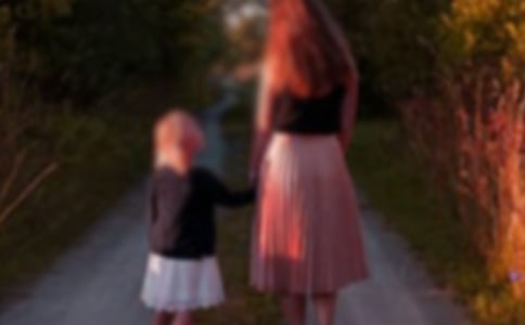 《第一次抱母亲》说课稿