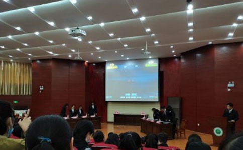 大学辩论赛观后感