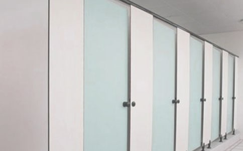 小班健康教案:我会上厕所