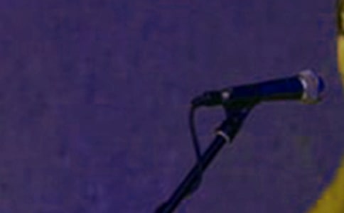 《会唱歌的塑料袋》小班教案