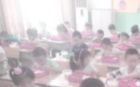 小班吃饭不挑食的教案