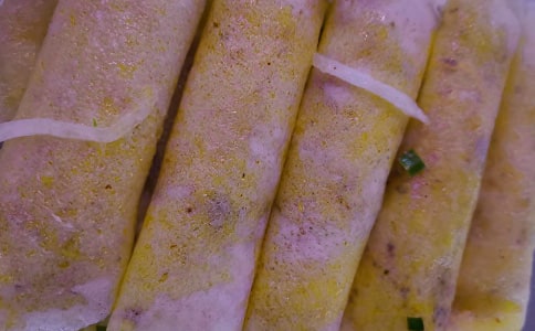 中班教案《炸春卷》