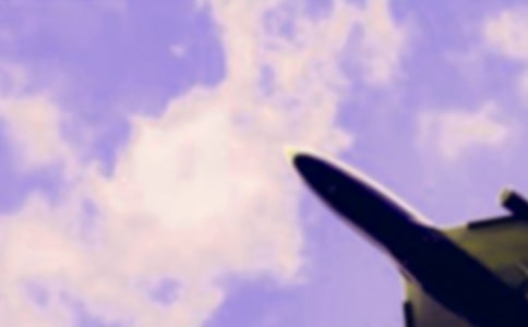 大班美术优秀教案及教学反思《折飞机》