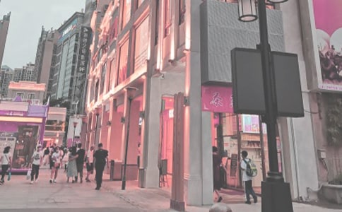 《通往广场的路不止一条》教学反思