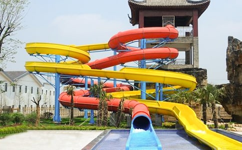 滑滑梯户外活动教案