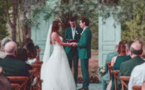 永恒的爱跨越婚姻(网友来稿)