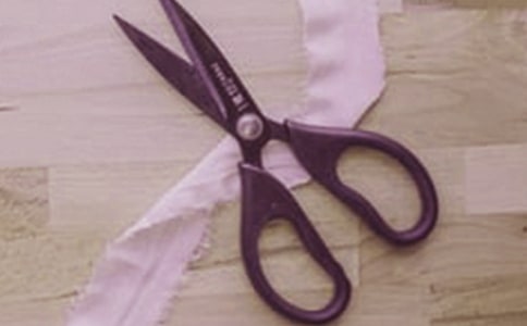 中班美术欣赏活动《马蒂斯的剪刀》教学设计含反思