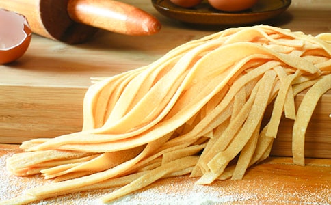 小班主题剪面条教案