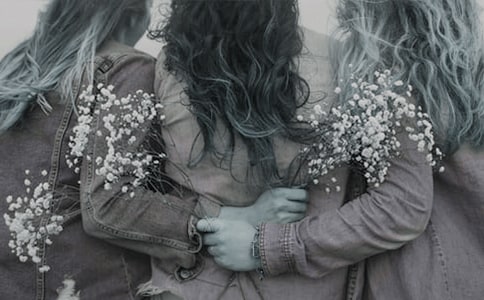 一个女孩子个性自我介绍