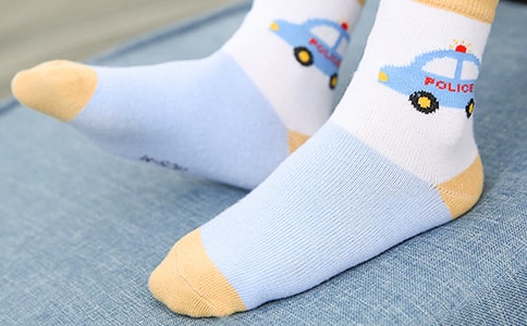 《臭袜子赢比赛》读后感