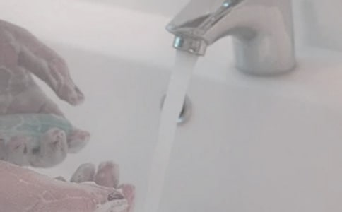 小班儿歌洗手教案