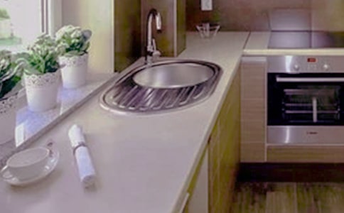 简装修房屋短期出租合同书